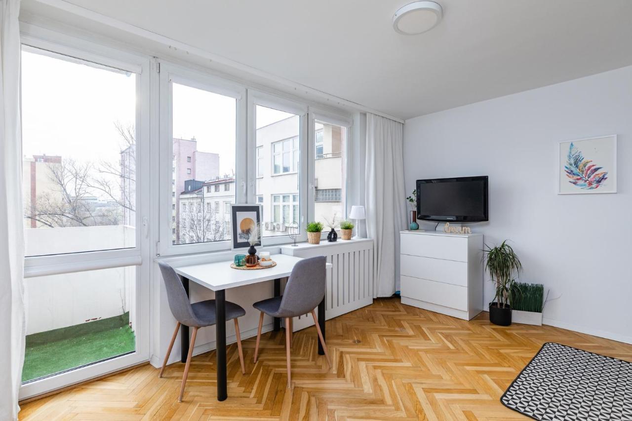 Superapart Zelazna 83-85 Warszawa Exteriör bild