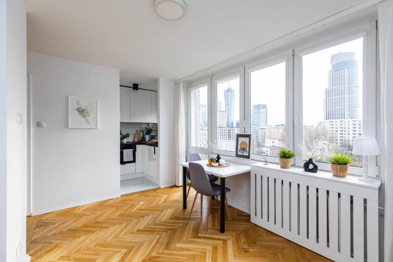 Superapart Zelazna 83-85 Warszawa Exteriör bild